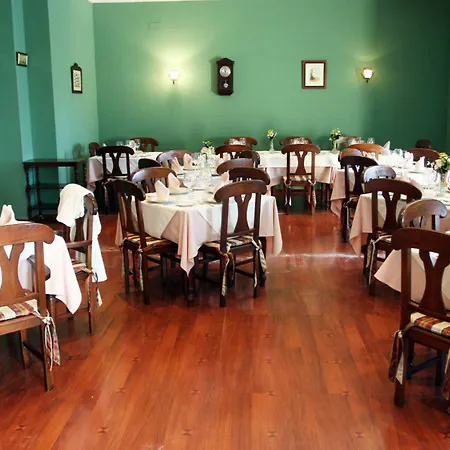 فندق Alonso De Monroy 3*