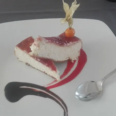 فندق Alonso De Monroy 3*