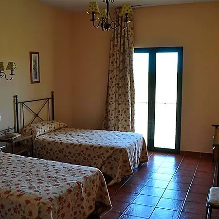 Alonso De Monroy Hotel 3*