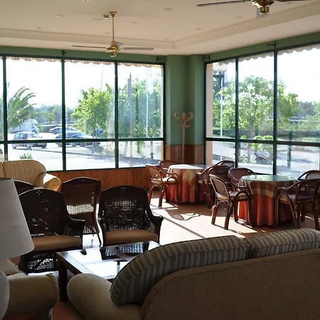 Alonso De Monroy Hotel 3*