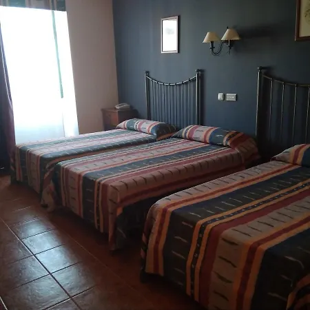 Hotell Alonso De Monroy Belvis de Monroy