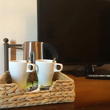 Alonso De Monroy فندق