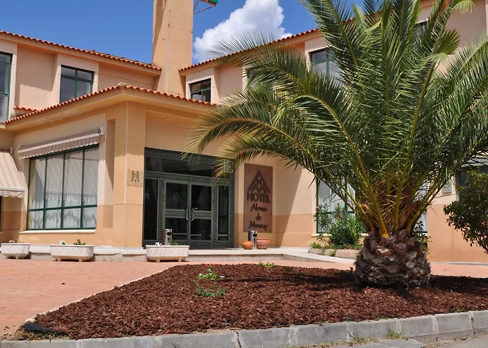 Hotel Alonso De Monroy