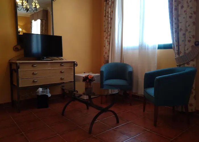 Alonso De Monroy Hotel 3*