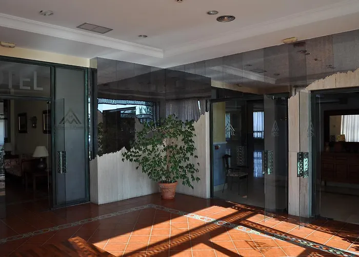 Alonso De Monroy Hotel