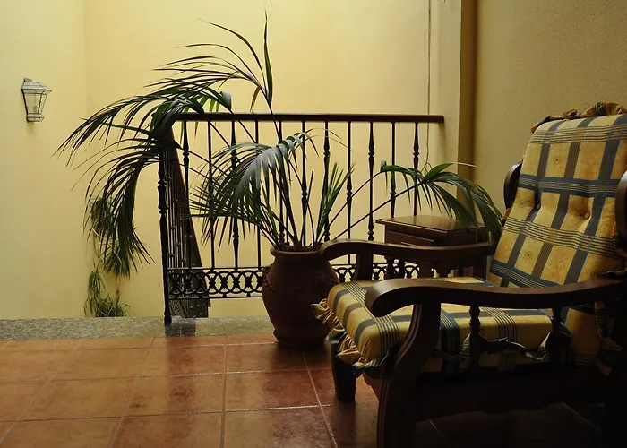 Hotel Alonso De Monroy