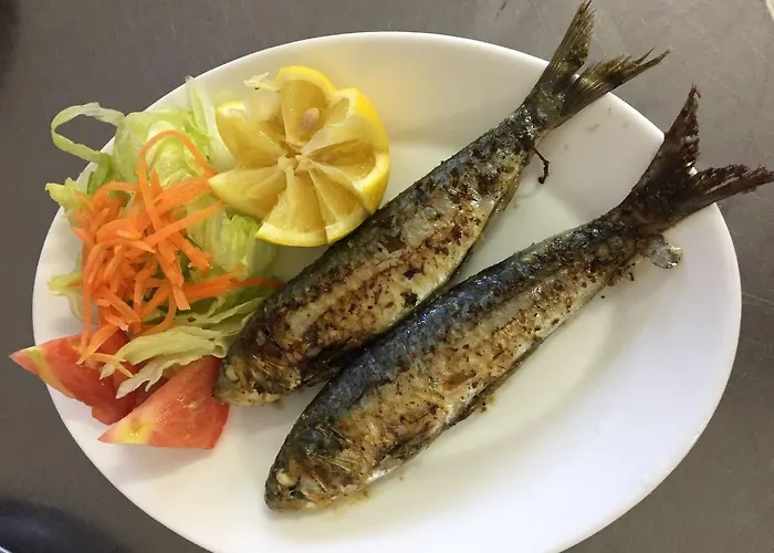 Hotel Alonso De Monroy 3*