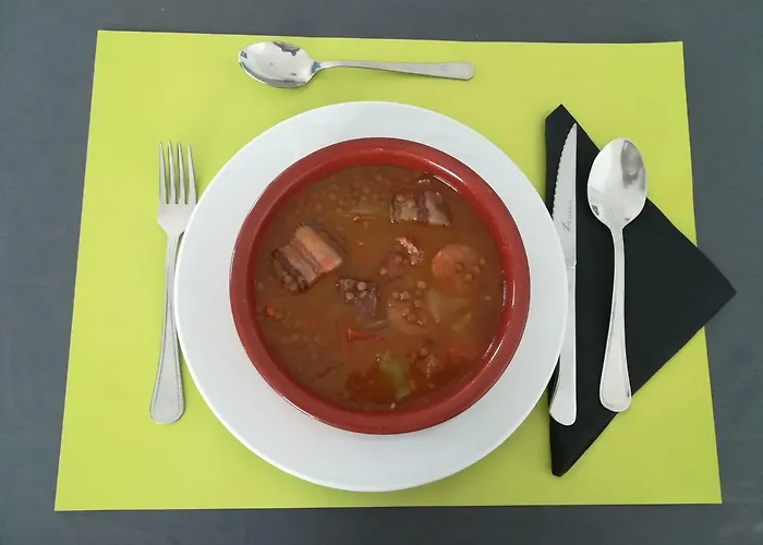 Hotel Alonso De Monroy 3*